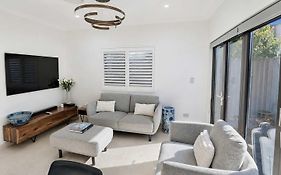Cara Luxe Stays 2Br And Workspace Near Olympic Park